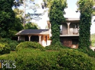 1439 Indian Forest Trl, Stone Mountain, GA 30083