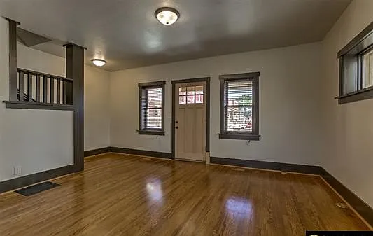 658 S 26th Ave — Photo 25