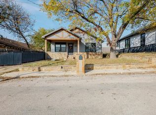 905 NE 1st St, Mineral Wells, TX 76067