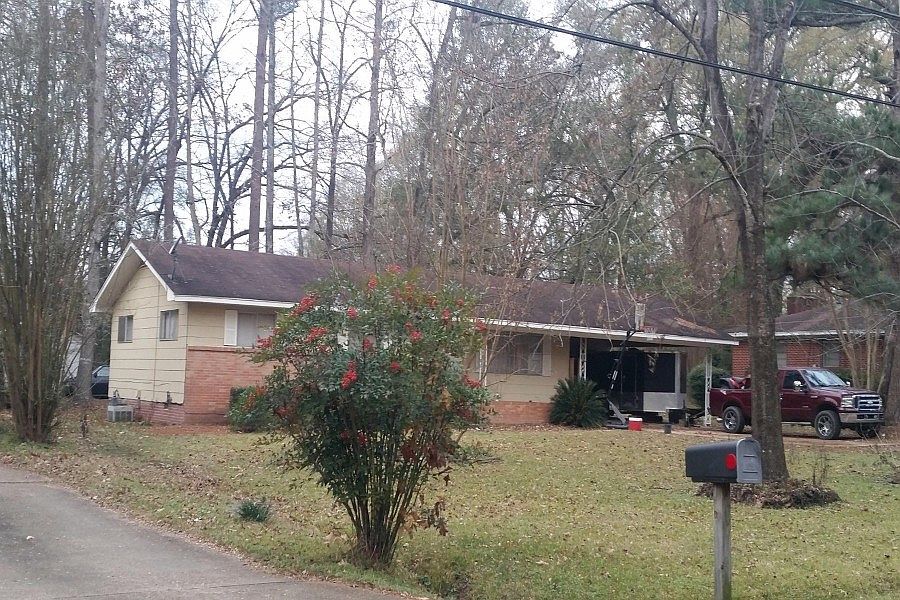 2nd image of 3641 Meadow Lane Rd