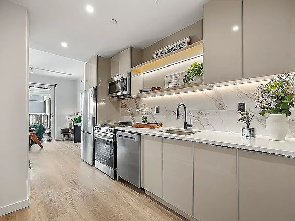4th image of 16 West St #309