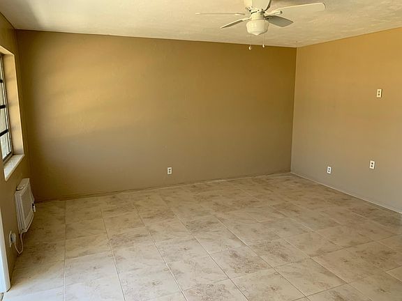 5th image of 2901 Polk St
