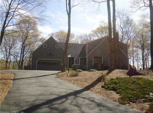 38 Cinnamon Rdg, Old Saybrook, CT 06475