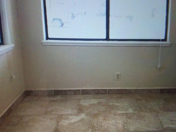 4th image of 26 Flamingo Ct