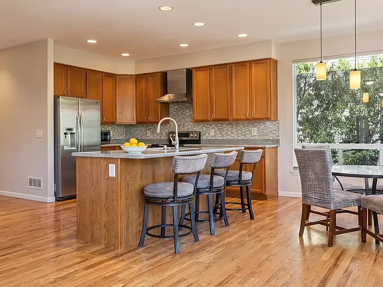 1395 E 100th Ln — Photo 90