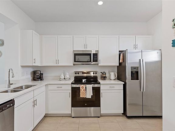 3rd image of 6119 WHETSTONE COURT