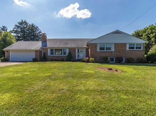 915 Strykers Rd, Phillipsburg, NJ 08865