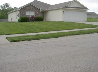 471 Kreisel Dr, Raymore, MO 64083