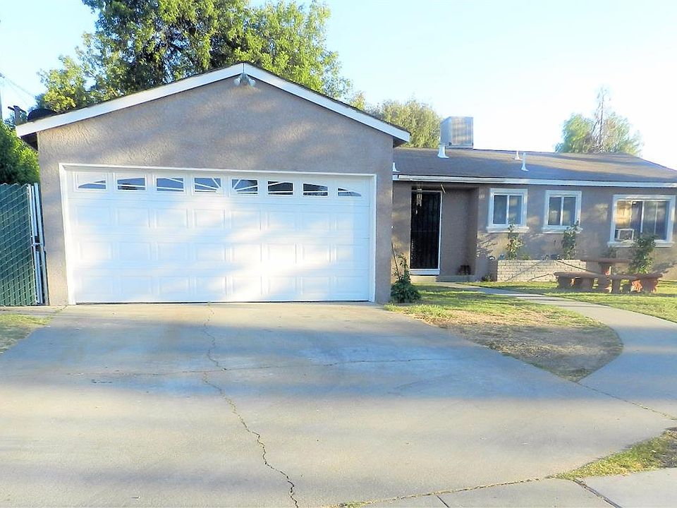 1st image of 5040 E Hedges Ave