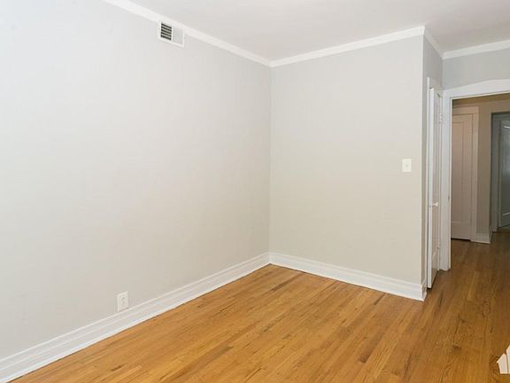 2nd image of 6738 N Lakewood Ave #30