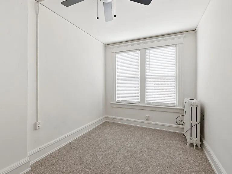 2425 W Main St — Photo 17