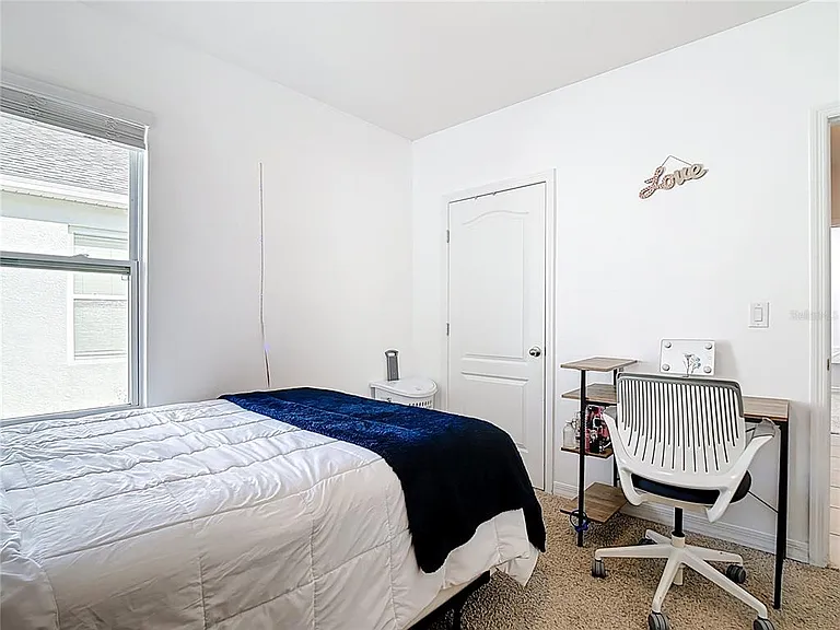 241 Meadowbrook Blvd — Photo 14