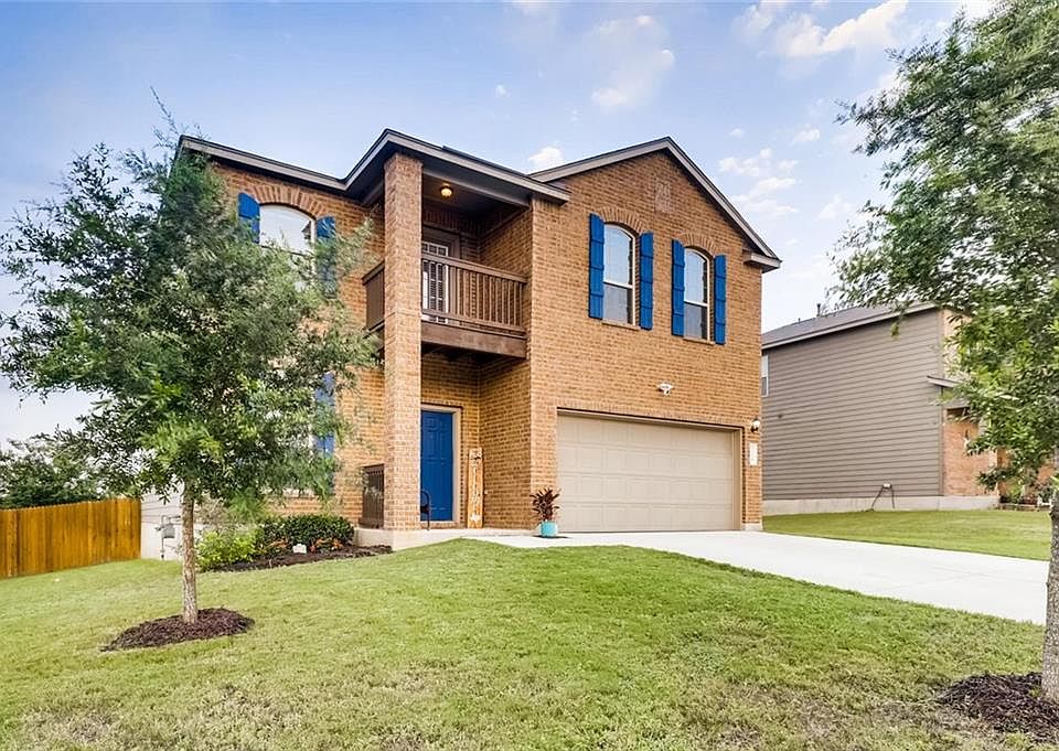 1st image of 724 Community Dr
