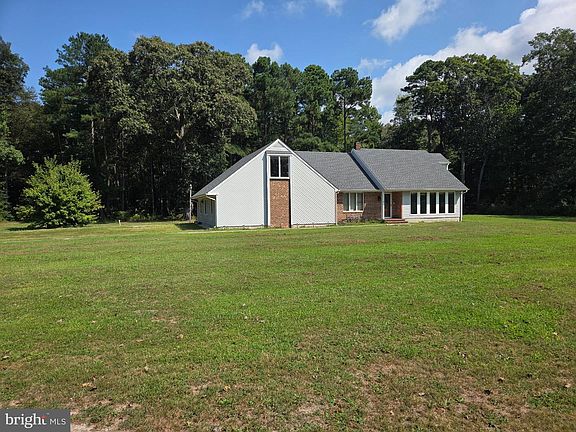3rd image of 28616 Hudson Corner Rd
