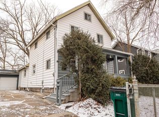 1403 W Ottawa St, Lansing, MI 48915