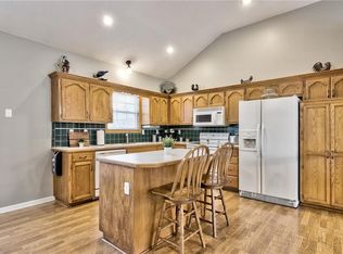 8608 NE 73rd Ct, Kansas City, MO 64158