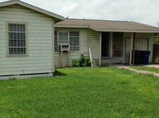 5033 Carroll Ln, Corpus Christi, TX 78415