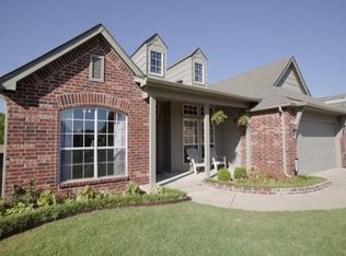 1418 W 118th St S, Jenks, OK 74037