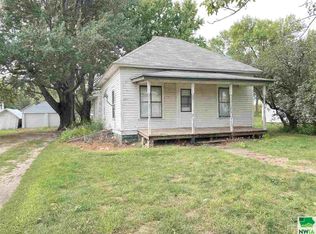 435 Linn St, Le Mars, IA 51031