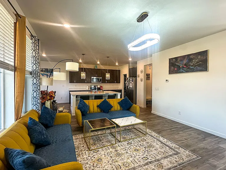 9037 Borrowdale Ln — Photo 12