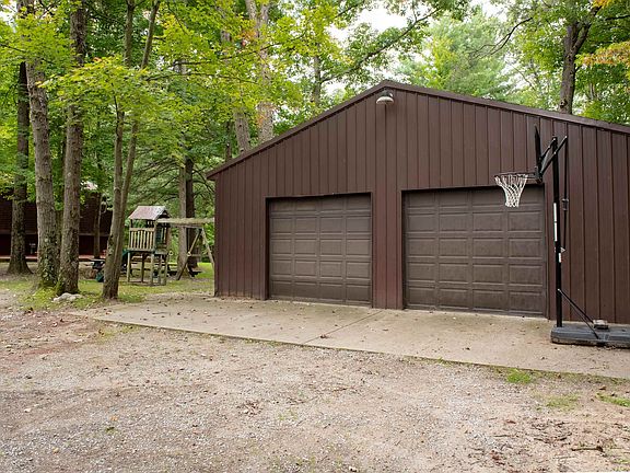 2nd image of 119 W Love Rd