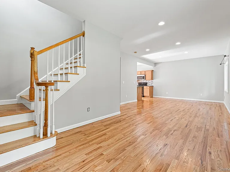 436 Jessup Rd — Photo 7