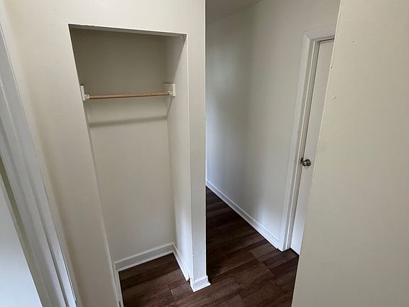 5th image of 2727 Kingston Dr #2727