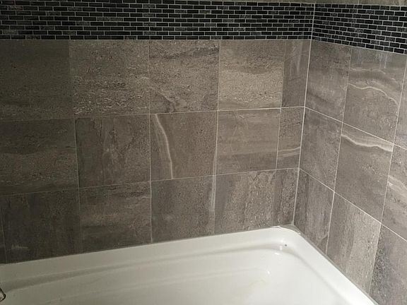 4th image of 10612 Dove Ave