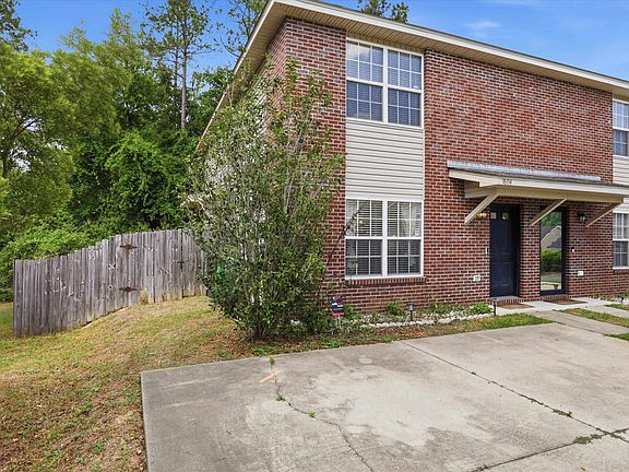 2nd image of 1604 Corey Wood Cir