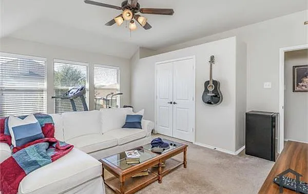 718 Fannin Dr — Photo 23
