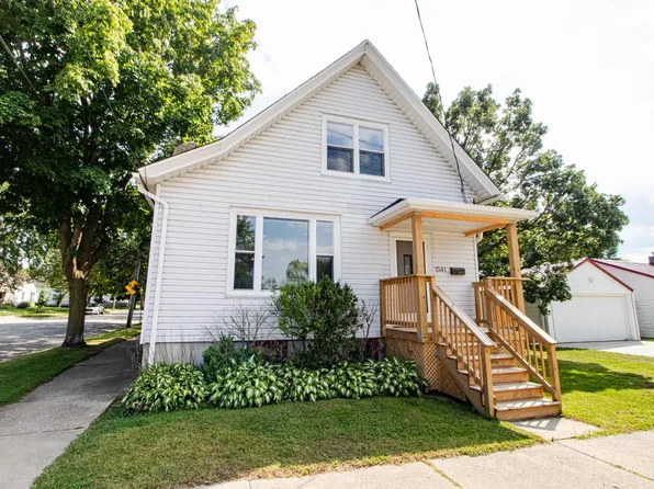 1541 East Warnimont AVENUE, Milwaukee, WI 53207