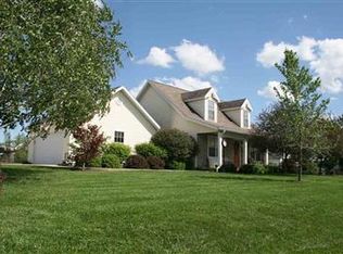 208 Maple Run Estates Dr, Springville, IN 47462