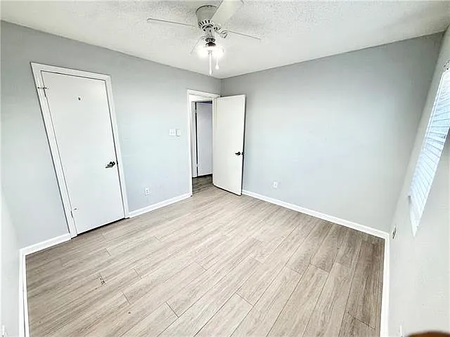 2716 Oak Forest Blvd — Photo 11