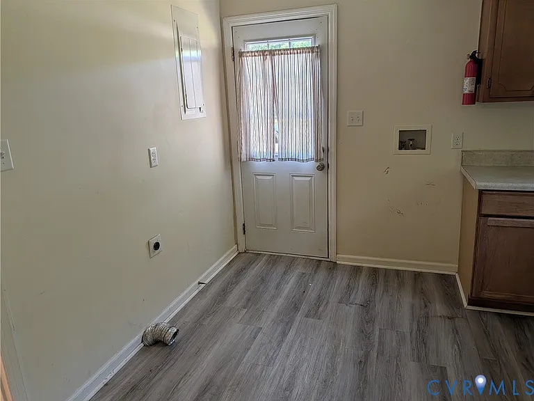 23421 Courthouse Rd — Photo 14