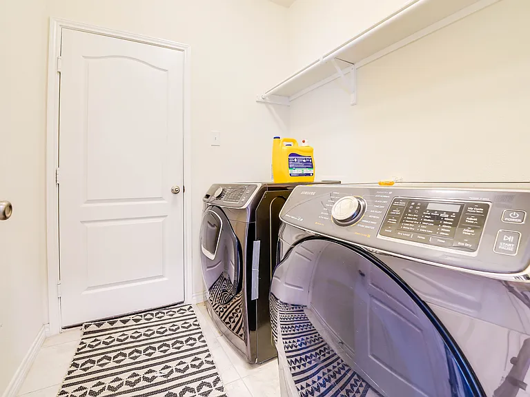 405 Club House Dr — Photo 19