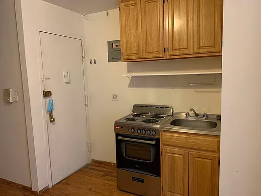 Rented by FirstService Realty (legacy) | media 11