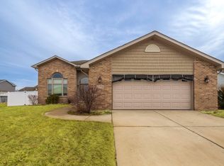 12719 Wheeler St, Cedar Lake, IN 46303