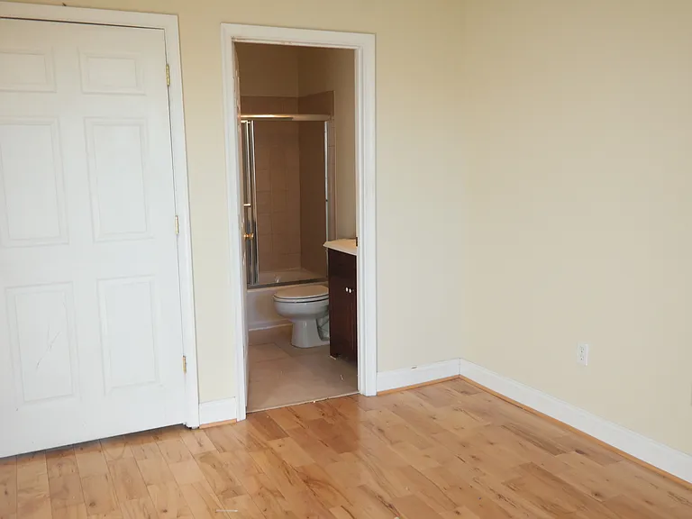 132 N Linwood Ave — Photo 14