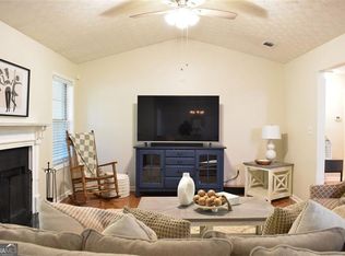 1676 Northridge Dr, Morrow, GA