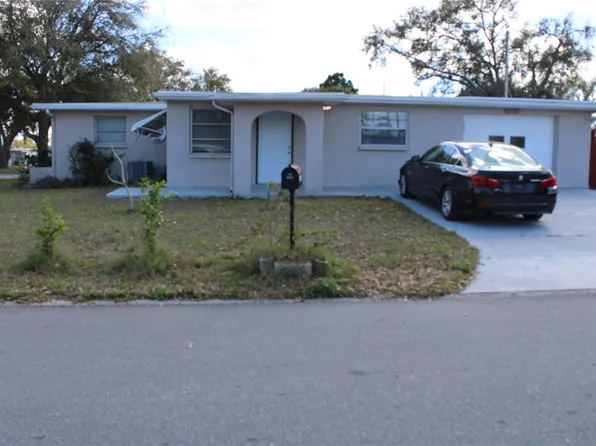 10512 121st Ave, Largo, FL 33773