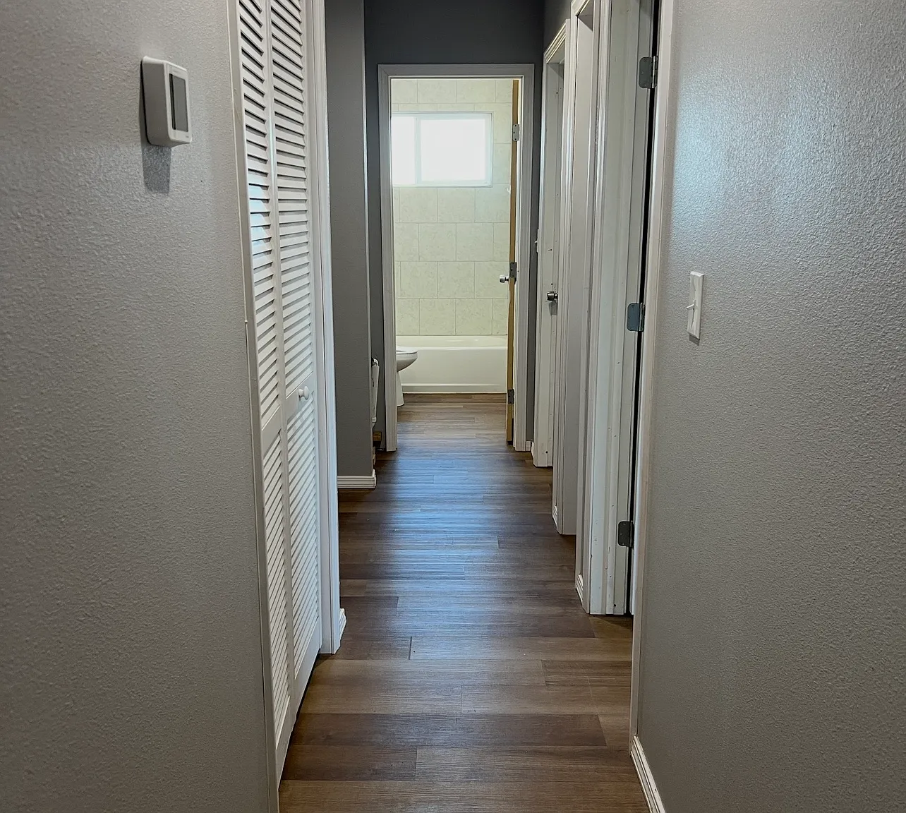 109 Avenue V — Photo 4