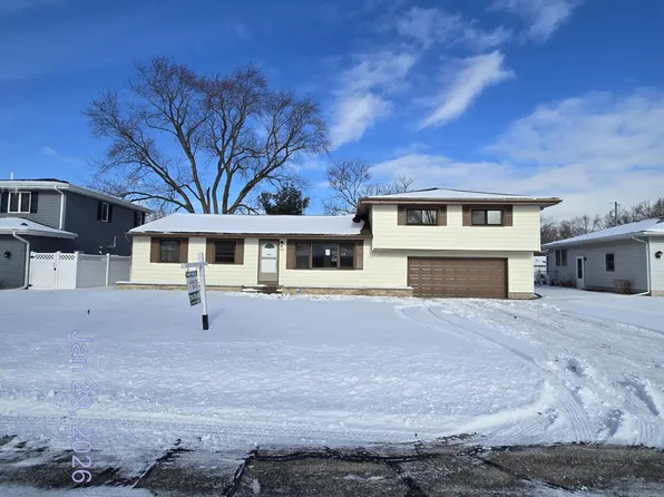 5834 Springfield Ave, Portage, IN 46368