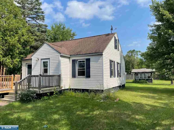 4596 S Arrowhead Ln, Moose Lake, MN 55767