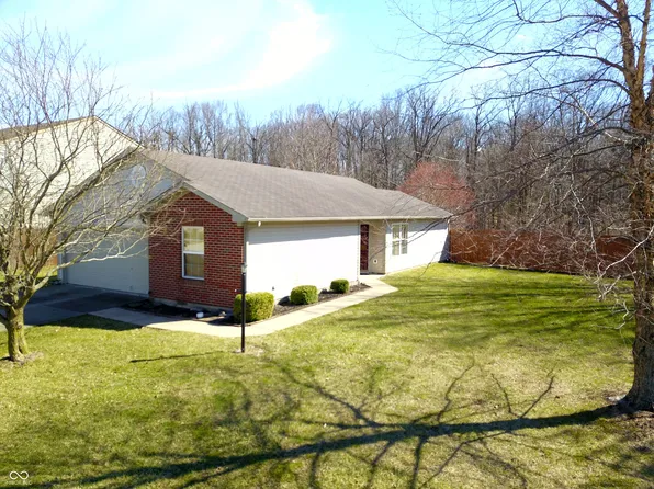 1405 Creekside Dr, Brownsburg, IN 46112