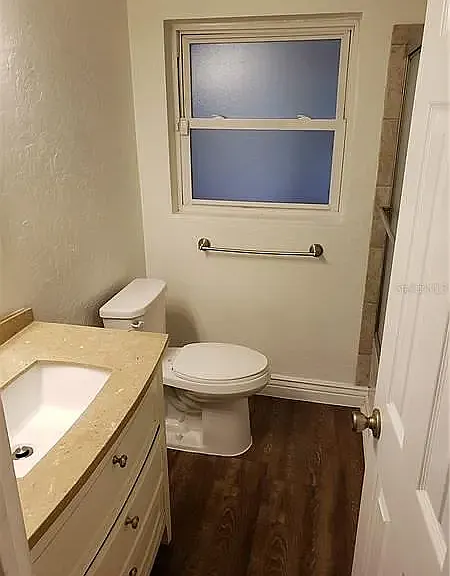1841 Linden Rd — Photo 19