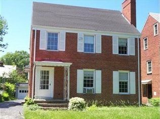 2474 Traymore Rd, University Heights, OH 44118