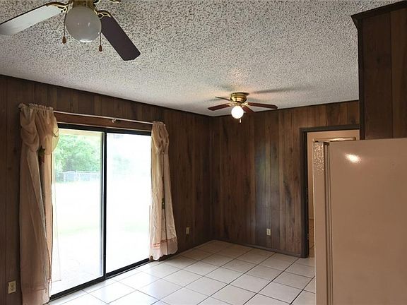 4th image of 3804 Todd St
