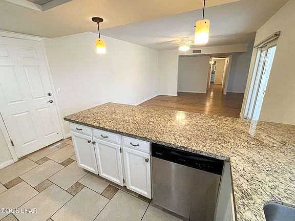5th image of 130 Aspen Dr