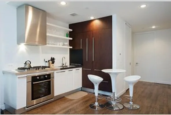 Rented by Avenue Real Estate | media 20