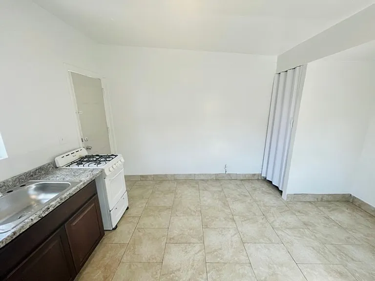 315 Swope Ave — Photo 6